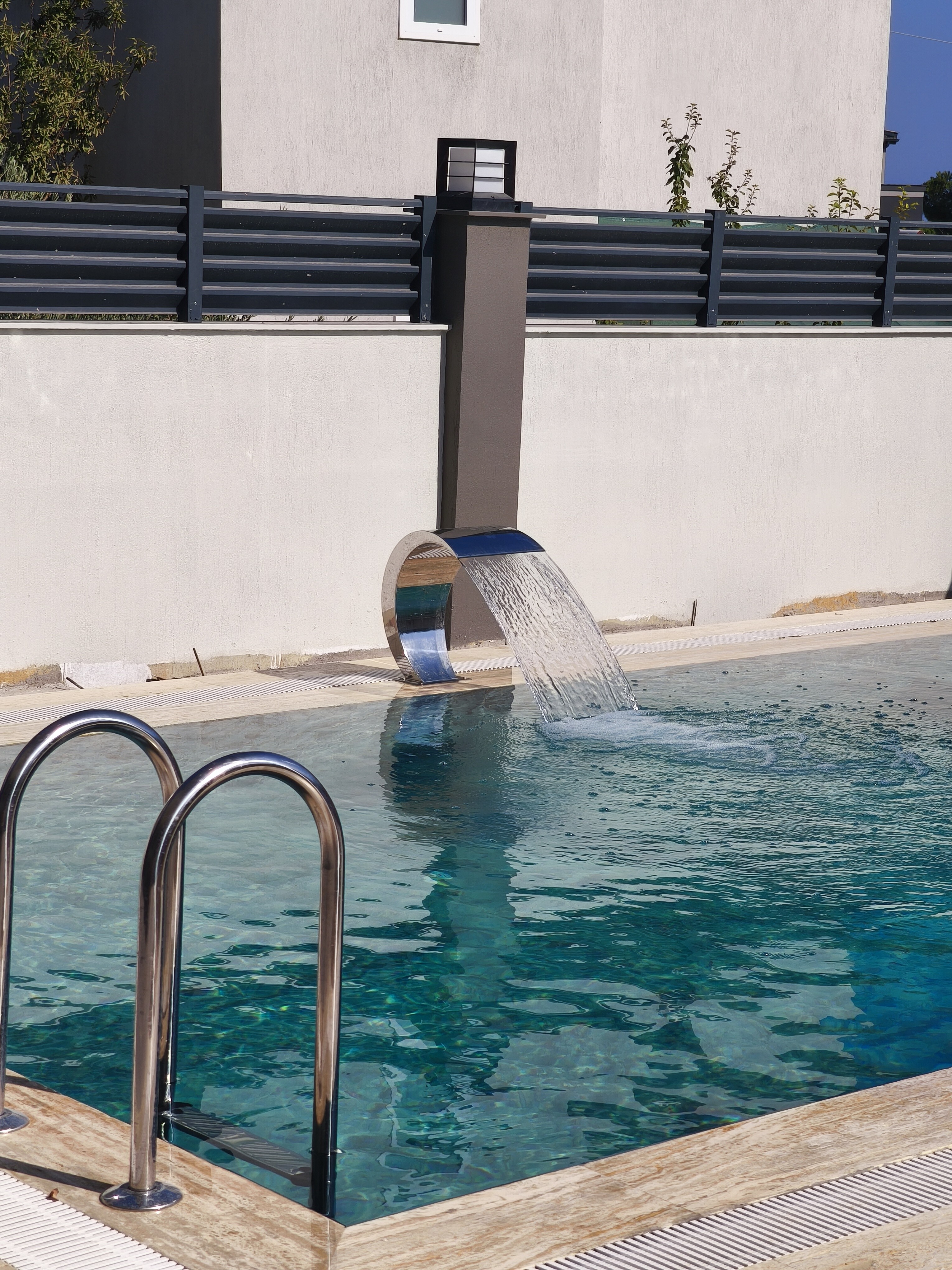 Havuz Kenar Ekipmanları